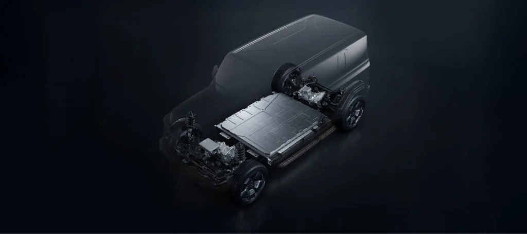 Why Does a REEV Have a 12V Battery? | iCAUR Dubai